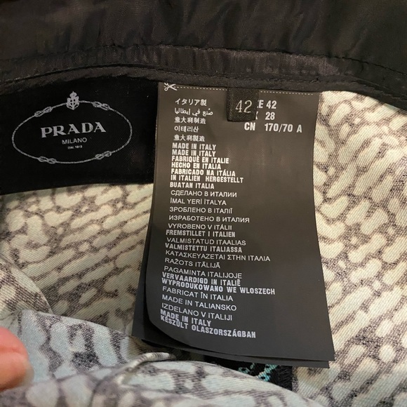 Authentic Prada pants - Picture 3 of 11